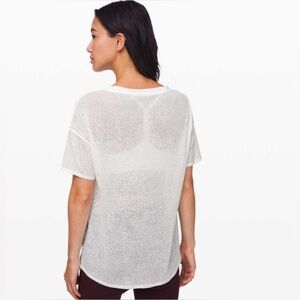 Lululemon Between Moments Sheer Tee 23" PTP